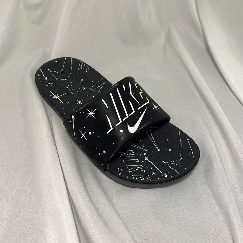 NIKE KAWA SLIDE SE 2 GS 'CONSTELLATION'
KIDS' 4Y - #UNPAIR (RIGHT)