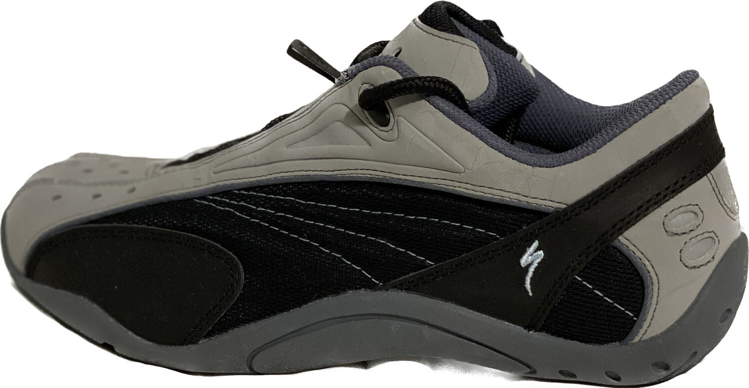 SPECIALIZED SONOMA FLAT-SOLED CASUAL CYCLING BIKE SHOE
WOMEN'S SIZE 8.5 - #UNPAIR (LEFT)