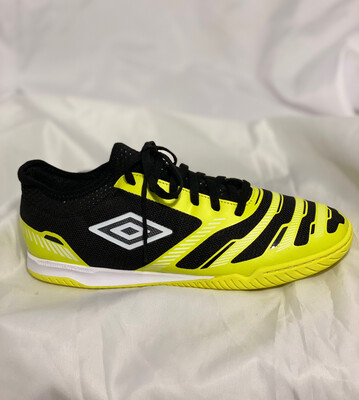 UMBRO FUTSAL COURT 5 (Sample) MEN’S SIZE 9 - #UNPAIR (RIGHT)