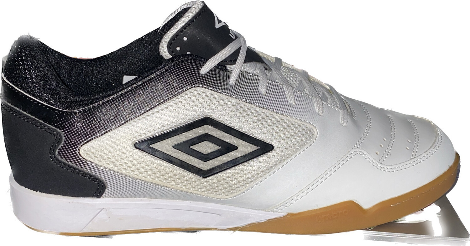 UMBRO CHALEIRA II LIGA (Sample) MEN’S SIZE 9 - #UNPAIR (RIGHT)