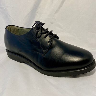 TAUER & JOHNSON WINDSOR DRESS SHOE
MEN'S SIZE 10 D - #UNPAIR (RIGHT)