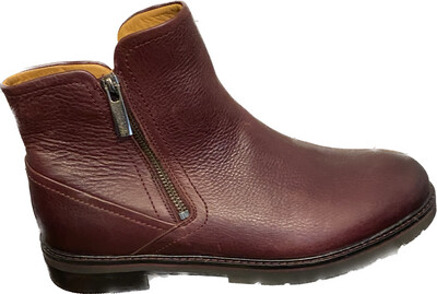 SAMUEL HUBBARD EXTRALIGHT BOOTIE (Sample)
WOMEN'S SIZE 8.5 M - #UNPAIR (RIGHT)