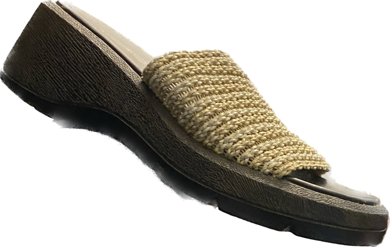 LOWER EAST SIDE CHUNKY SLIDE SANDAL
WOMEN'S SIZE 9.5 - #UNPAIR (RIGHT) LIGHTLY USED