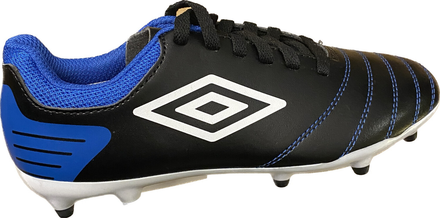 Umbro cheap kids cleats