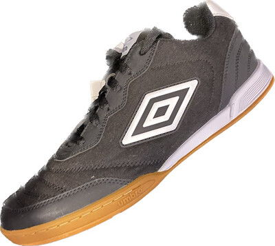 UMBRO SALA STREET  (Sample)  MEN'S SIZE 9 - #UNPAIR (LEFT)