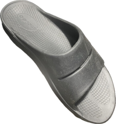 OOFOS OOAHH SPORT RECOVERY SLIDE SANDAL MEN'S SIZE 5 / WOMEN'S 7 - #UNPAIR (RIGHT)