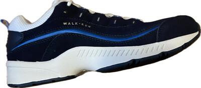 EASY SPIRIT ROMY (SEROMY30) WALKING SHOE
WOMEN'S SIZE 7W - #UNPAIR (RIGHT)