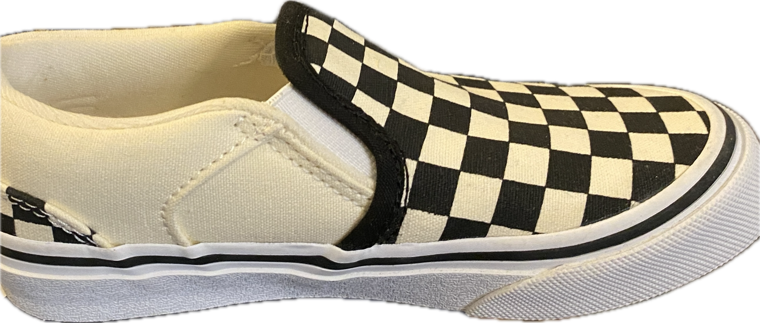 VANS CLASSIC SLIP-ON CHECKERBOARD SHOE YOUTH 12 - UNPAIR (LEFT)
