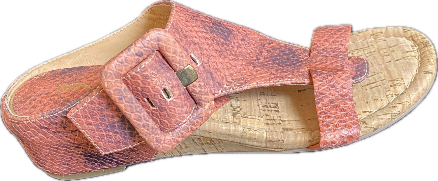 DONALD PLINER OFELIA SANDAL  WOMEN'S SIZE 6 M  - #UNPAIR (RIGHT)