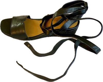 NYDJ SANDAL CICI DJ-020 (Sample)  WOMEN'S SIZE 6 M - #UNPAIR (LEFT AND RIGHT AVAILABLE)