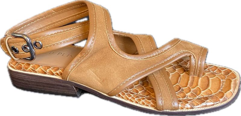 DONALD PLINER LORRAINE SANDAL (Sample)  WOMEN'S SIZE 6 M - #UNPAIR (LEFT AND RIGHT AVAILABLE*)