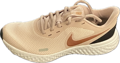 NIKE REVOLUTION 5 BARELY ROSE    WOMEN'S SIZE 5.5 - #UNPAIR (LEFT)