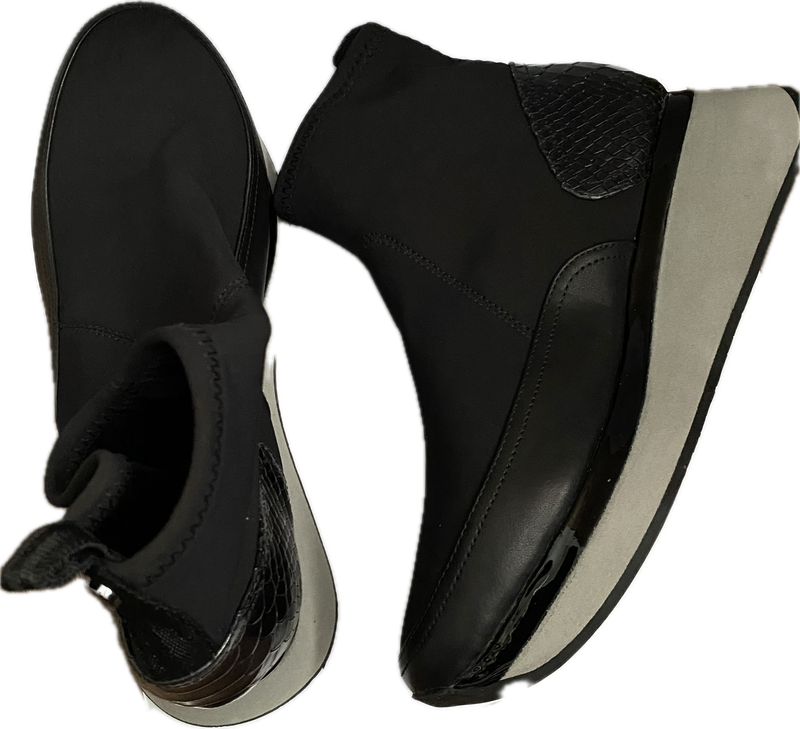 DONALD PLINER PIKE ALLONE-587 SLIP-ON WEDGE (Sample) WOMEN'S SIZE 6 - #UNPAIR (LEFT AND RIGHT AVAILABLE*)