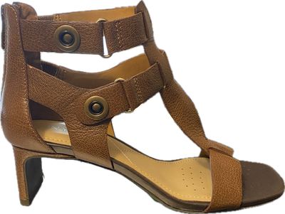 NYDJ BEST HEEL (Sample) WOMEN'S SIZE 6 M - #UNPAIR (LEFT AND RIGHT AVAILABLE) NYDJ BEST HEEL (Sample) WOMEN'S SIZE 6 M - #UNPAIR (LEFT AND RIGHT AVAILABLE)