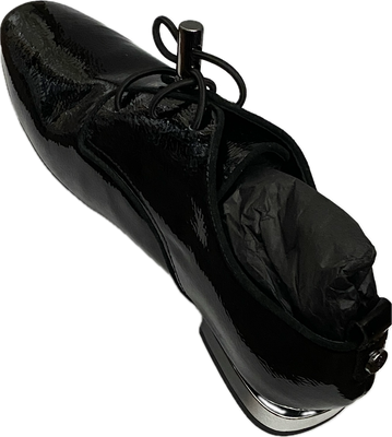 DONALD PLINER ROE SLIP-ON LOAFER (Sample) WOMEN'S SIZE 6 - #UNPAIR (RIGHT AVAILABLE*) DONALD PLINER ROE SLIP-ON LOAFER (Sample) WOMEN'S SIZE 6 - #UNPAIR (RIGHT AVAILABLE*)