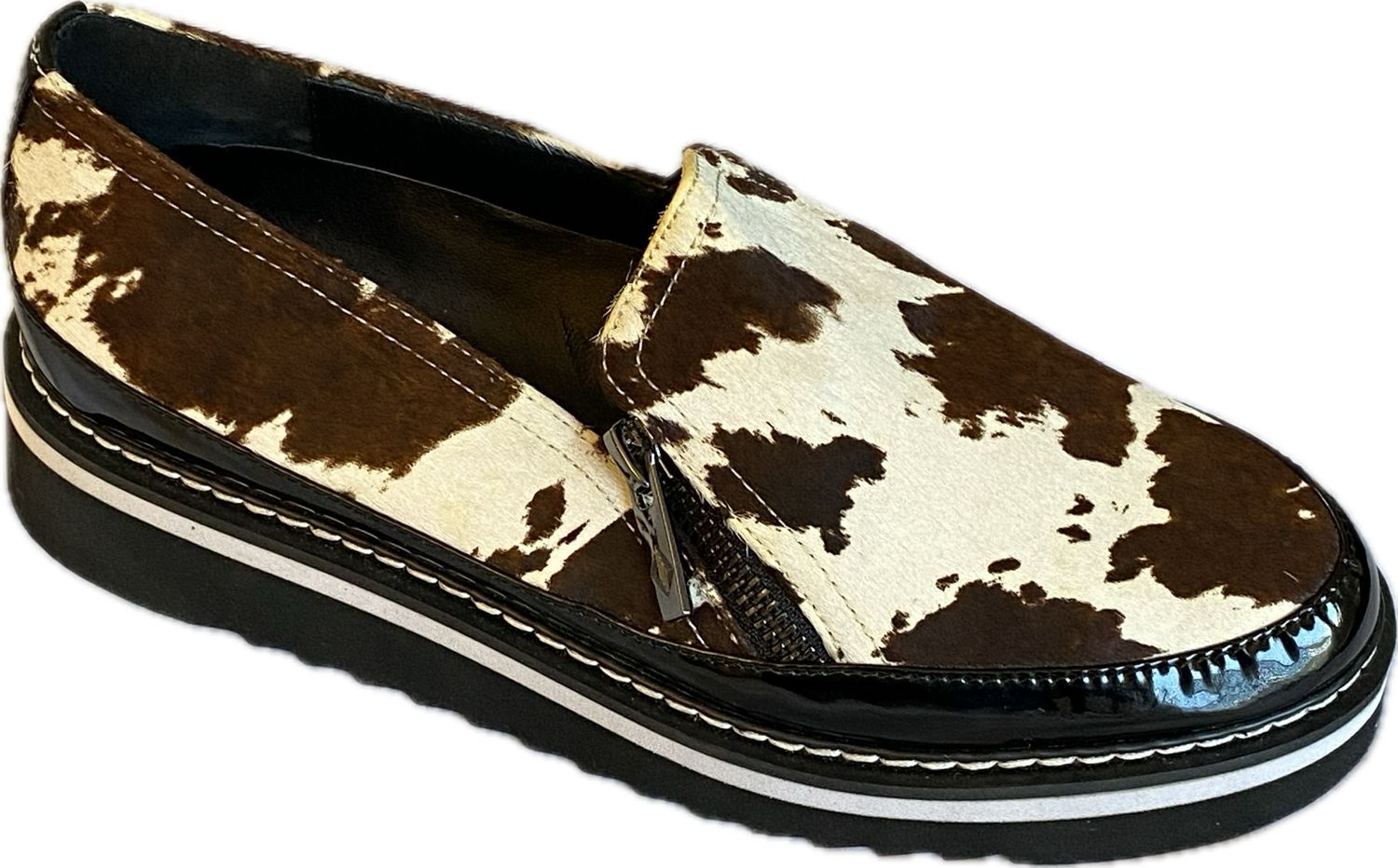 DONALD PLINER CALF-SKIN SLIP-ON LOAFER (Sample) WOMEN'S SIZE 6 - #UNPAIR (LEFT AND RIGHT AVAILABLE*) DONALD PLINER CALF-SKIN SLIP-ON LOAFER (Sample) WOMEN'S SIZE 6 - #UNPAIR (LEFT AND RIGHT AVAILABLE*)