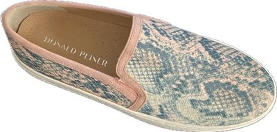 DONALD PLINER RALLY ALLONE-557 SLIP-ON LOAFER (Sample) WOMEN'S SIZE 6 - #UNPAIR (LEFT AND RIGHT AVAILABLE) DONALD PLINER RALLY ALLONE-557 SLIP-ON LOAFER (Sample) WOMEN'S SIZE 6 - #UNPAIR (LEFT AND RIGHT AVAILABLE)