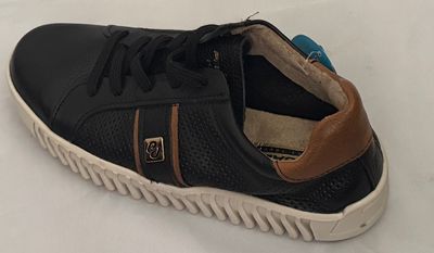Pegada Men’s Leather Casual Slip-On Sneaker  MEN'S SIZE 6M - #UNPAIR (Right)