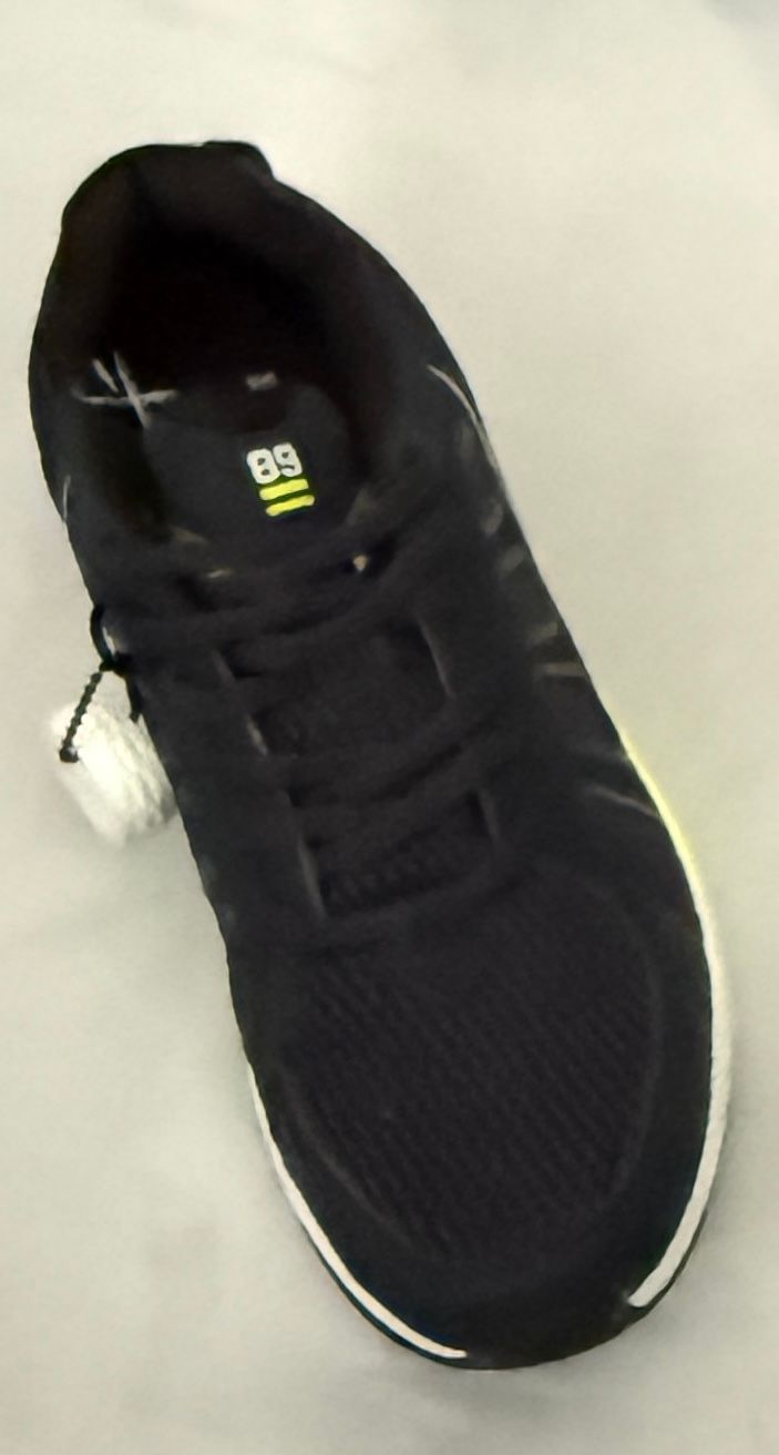 Pegada Running Sneaker  MENS' SIZE 8- #UNPAIR (LEFT)