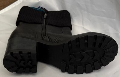 PEGADA LEATHER BOOT   WOMEN'S SIZE 6M - #UNPAIR (LEFT)