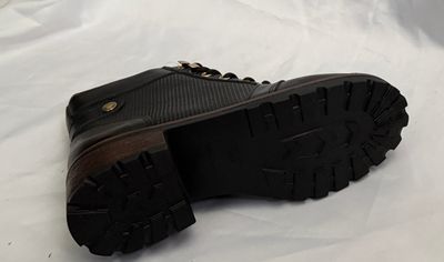 PEGADA LEATHER BOOT WOMEN'S SIZE 6M - #UNPAIR (RIGHT)