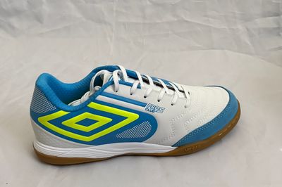 UMBRO PRO 5 BUMP(Sample) MEN’S SIZE 8 - #UNPAIR (RIGHT) UMBRO PRO 5 BUMP(Sample) MEN’S SIZE 8 - #UNPAIR (RIGHT)