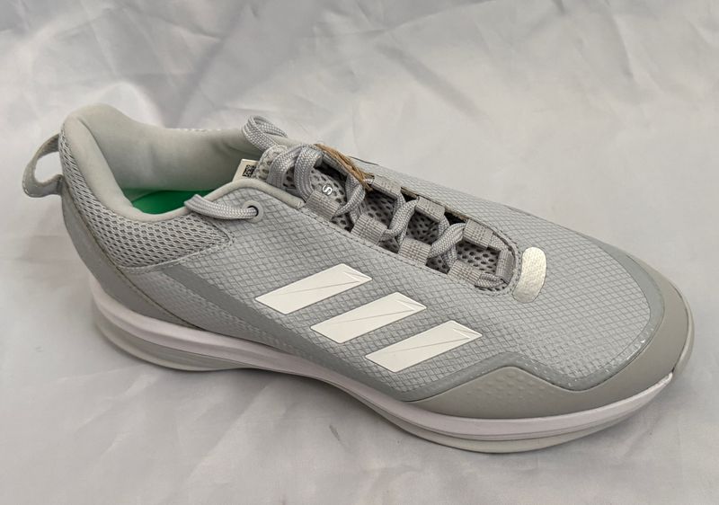 ADIDAS ICON 7 MEN 'S SIZE 9- #UNPAIR (RIGHT)