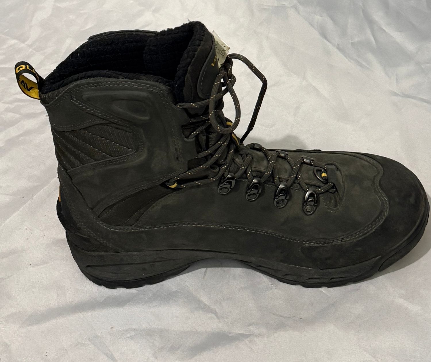 VASQUESNOWBURBAN ULTRADRY WINTER BOOT MEN'S SIZE 11M - #UNPAIR (LEFT) VASQUESNOWBURBAN ULTRADRY WINTER BOOT MEN'S SIZE 11M - #UNPAIR (LEFT)