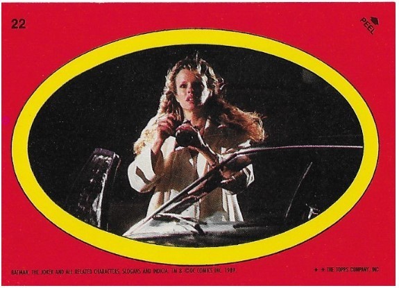 Batman / Vicki Vale - Oval | Topps #22 | Movie Trading Card | Sticker | 1989 | Kim Basinger