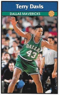Davis, Terry / Dallas Mavericks | Panini #65 | Basketball Trading Card | 1992-93 | Sticker Card | Italy