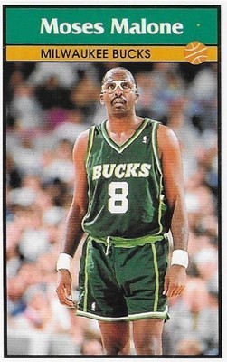 Malone, Moses / Milwaukee Bucks | Panini #110 | Basketball Trading Card | 1992-93 | Sticker Card | Italy | Hall of Famer