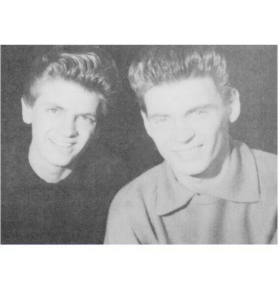 Everly Brothers, The / Closeup, Smiling, Don On Right | Photo Print