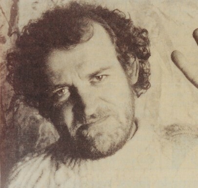 Cocker, Joe / Closeup, Giving Peace Sign, New York City | Photo Print | 1982
