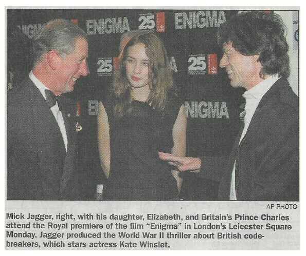 Jagger, Mick / Enigma - Royal Premiere | Newspaper Photo | September 2001 | with Prince Charles + Elizabeth Jagger