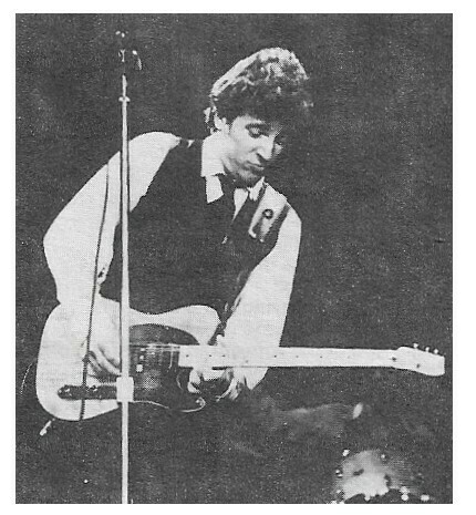 Springsteen, Bruce / On Stage Playing Guitar | Magazine Photo | 1970s | Large Version