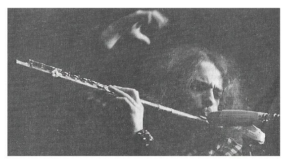 Jethro Tull / Ian Anderson-On Stage with Flute-Right Hand in Air | Magazine Photo | 1970s