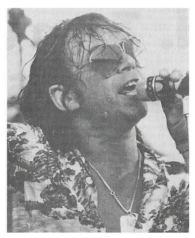 Burdon, Eric / On Stage-Sunglasses-Microphone | Magazine Photo | 1970s