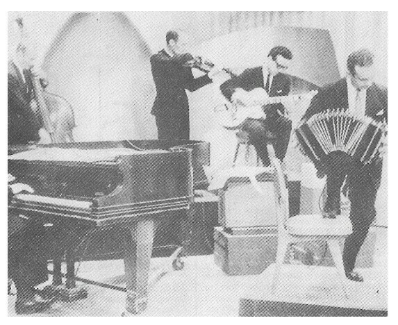 Piazzolla, Astor / On Stage-Foot On Chair-Playing Bandoneon | Magazine Photo | 1970s