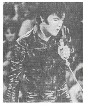 Presley, Elvis / On Stage-Black Leather Outfit | Magazine Photo | 1968