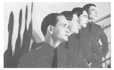 Kraftwerk / Group in a Row-The Man-Machine Era / 1978