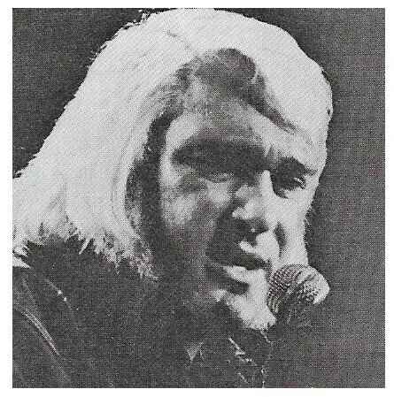 Rich, Charlie / On Stage, Closeup, Singing Into Mic. | Magazine Photo | 1970s