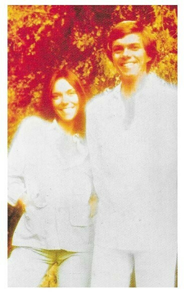 Carpenters / Karen and Richard Outdoors-White Outfits | Magazine Photo | 1971