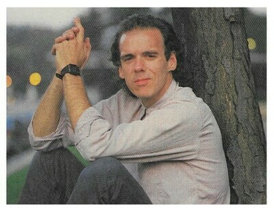 Hiatt, John / Outdoors-Sitting-Leaning Against Tree | Magazine Photo | 1988