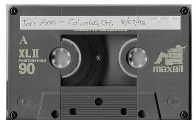 Amos, Tori / Columbus, OH (Newport Music Hall) - August 7, 1992 | with Yes + George Harrison Bonus
