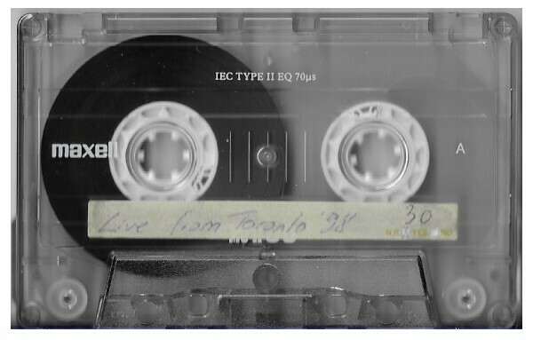 Crow, Sheryl / Toronto, Canada (Church of the Holy Trinity) - November 13, 1998 | with Bonus