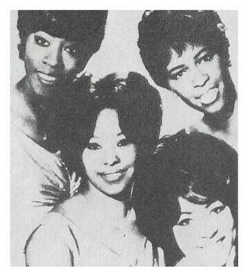 Chiffons, The / Group Photo / 1960s