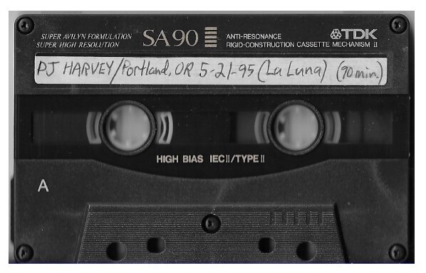 Harvey, PJ / Portland, OR (La Luna) - May 21, 1995