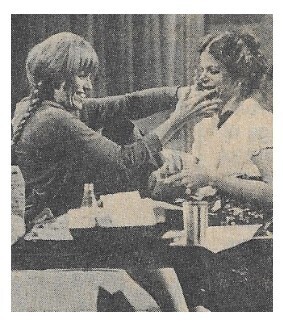 Radner, Gilda / With Louise Lasser on Saturday Night Live (1976)