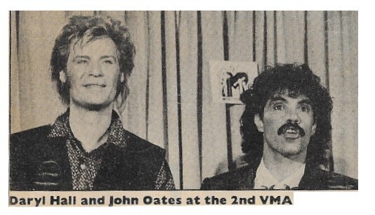 Hall + Oates / Daryl Hall and John Oates at the 2nd VMA | Magazine Photo | August 1986