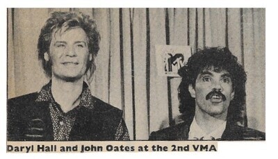 Hall + Oates / Daryl Hall and John Oates at the 2nd VMA | Magazine Photo | August 1986